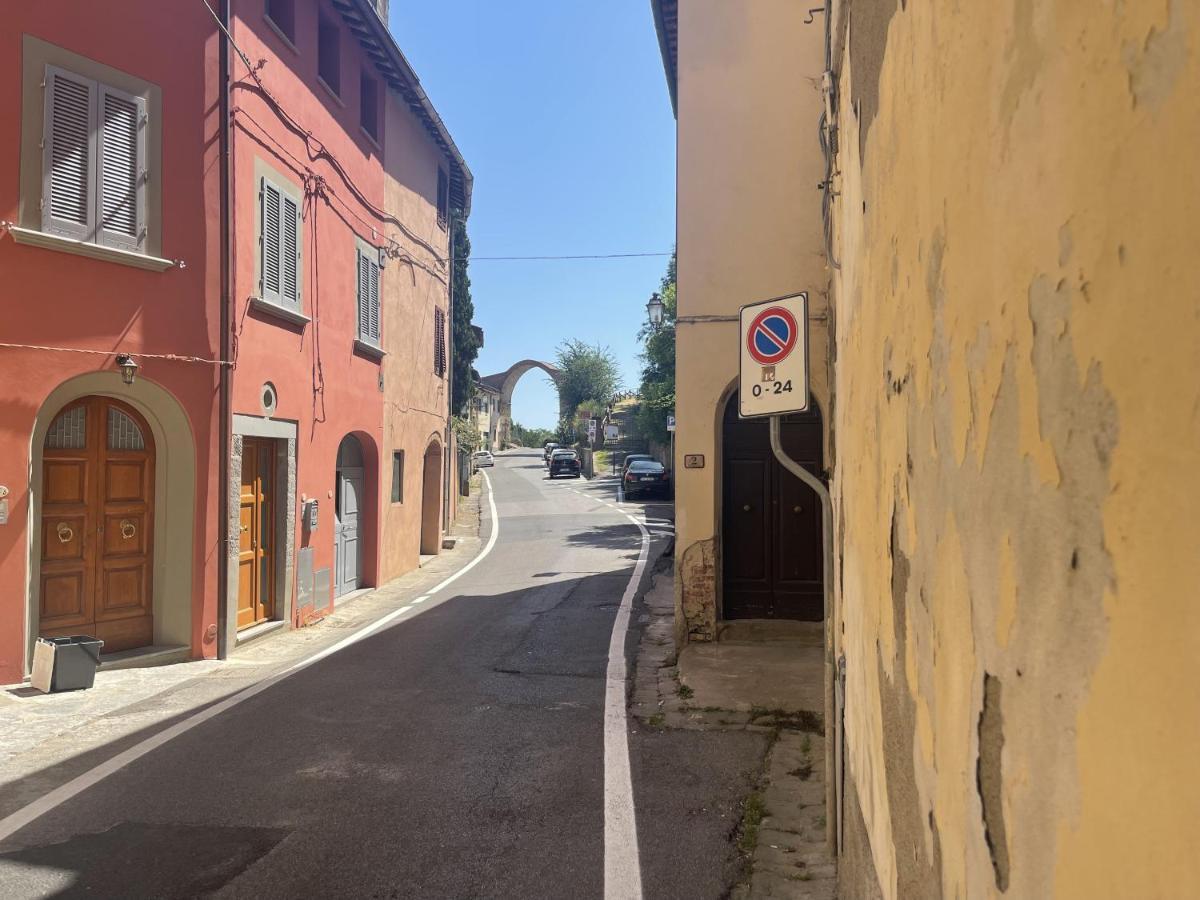Toscana Holiday Village Montopoli in Val dʼArno Εξωτερικό φωτογραφία